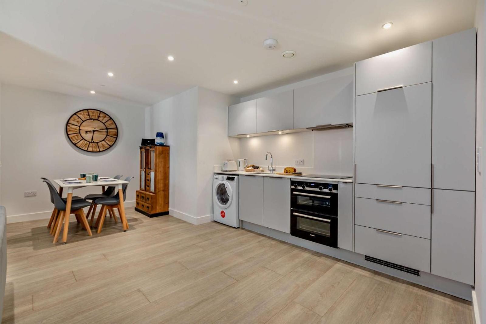 Byron - Luxury Self-Catering Coastal Apartment At The Heart Of Woolacombe With Heated Indoor Pool & Gym - 4 Minutes Walk To Beach! 6 Middlecombe Eksteriør billede